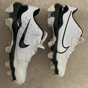 Nike Size 6Y Baseball Cleats